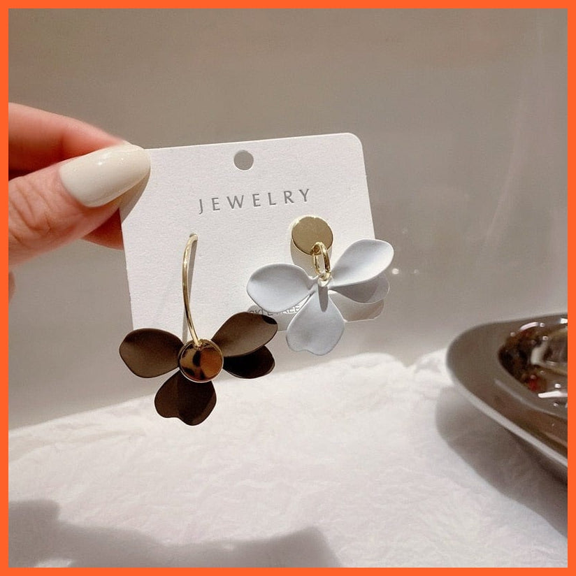whatagift.com.au Daisy Flower Bee Stud Earrings For Women | Sunflower Butterfly Zircon Asymmetrical Earring